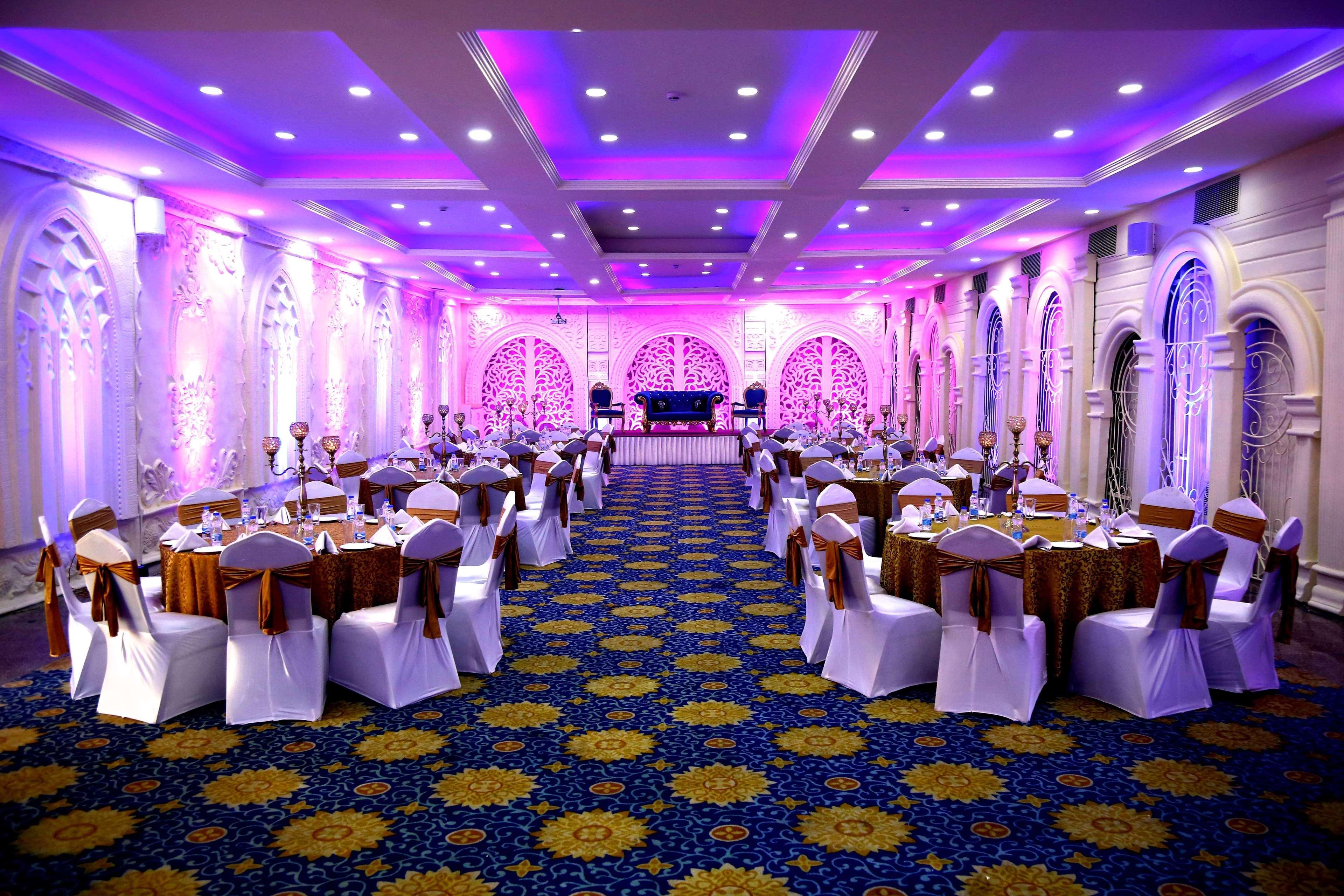 Hotel Ramada By Wyndham Amritsar Exterior foto