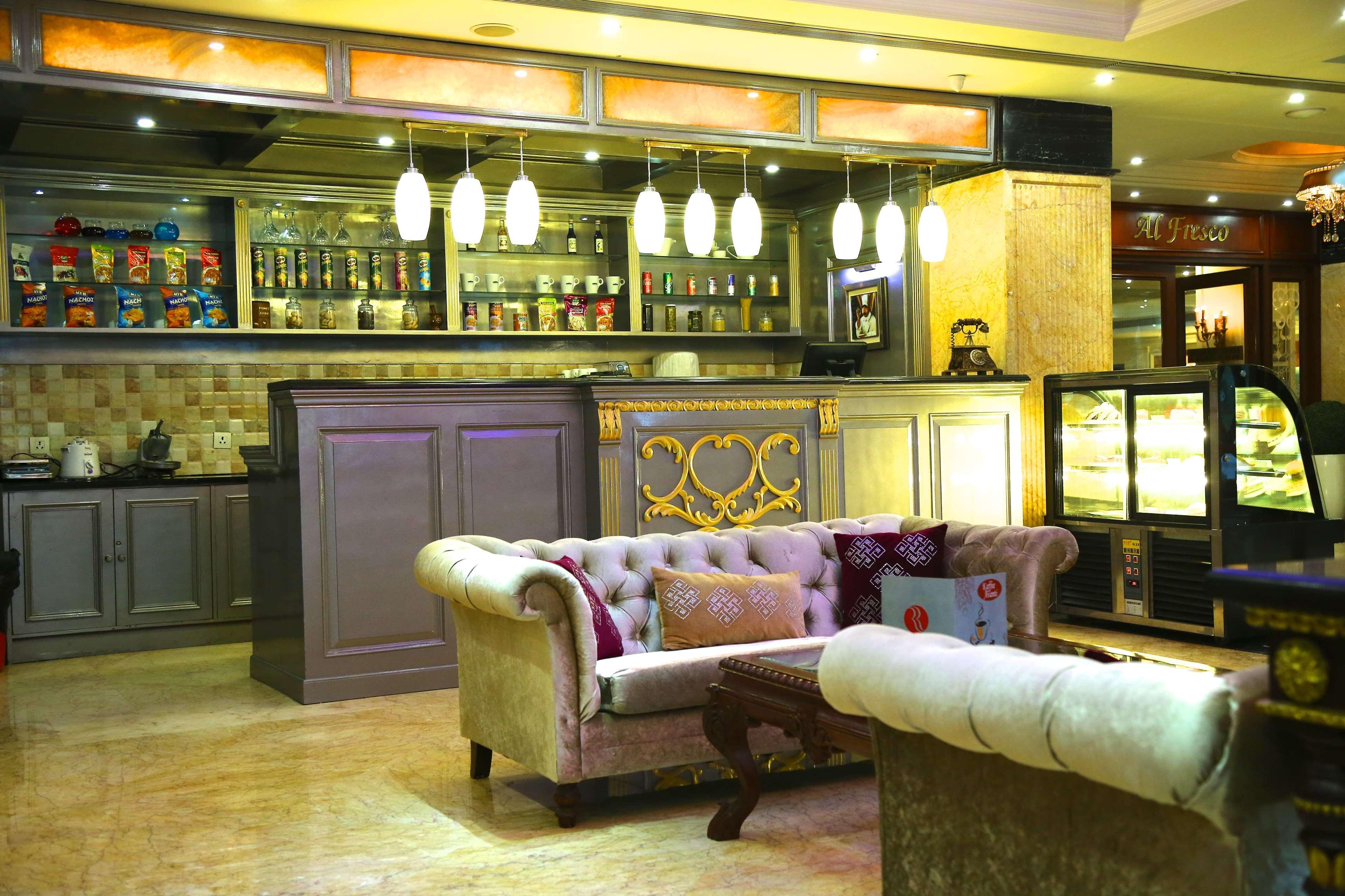 Hotel Ramada By Wyndham Amritsar Exterior foto