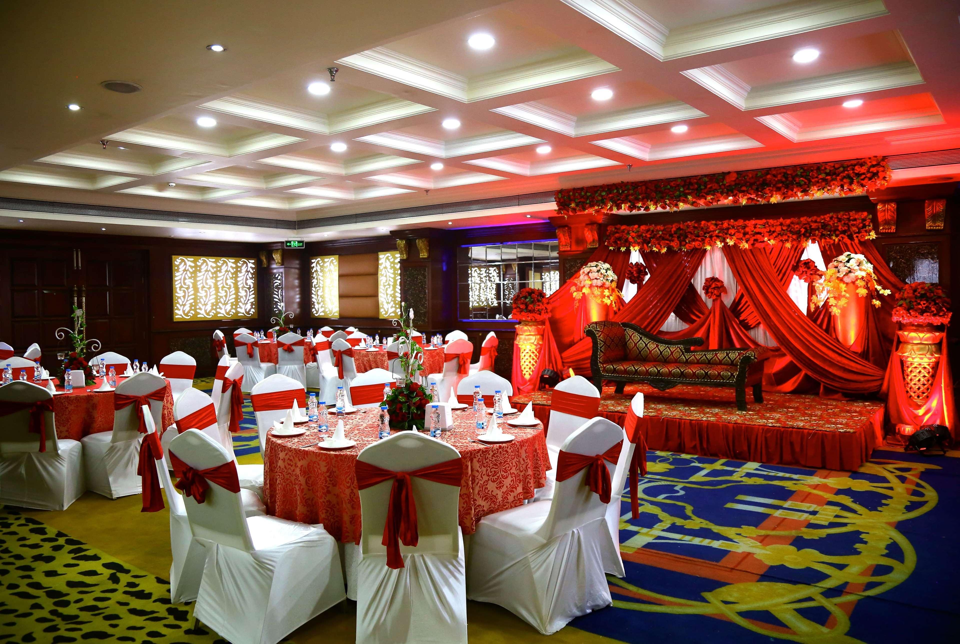 Hotel Ramada By Wyndham Amritsar Exterior foto