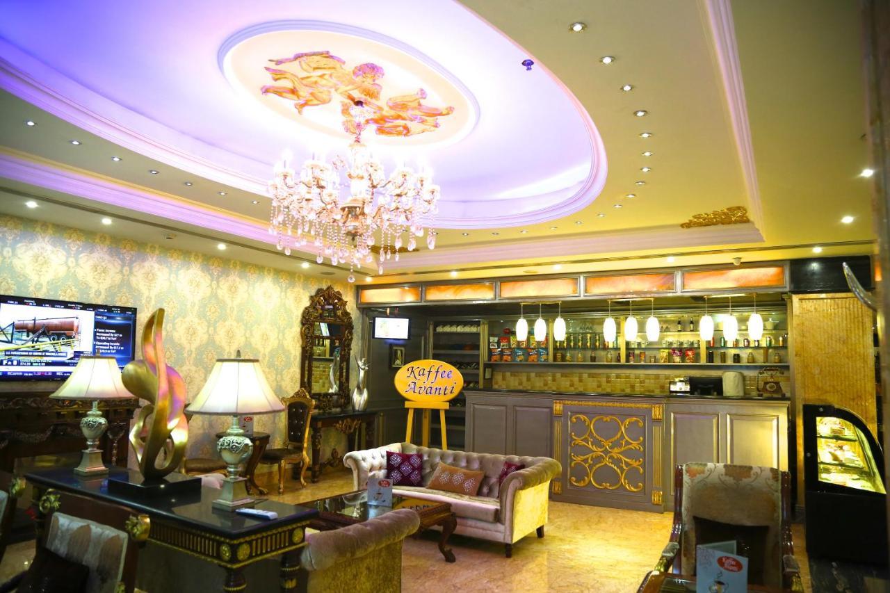 Hotel Ramada By Wyndham Amritsar Exterior foto